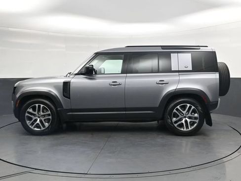 Used 2020 Land Rover Defender 110 SE AWD/4WD image 9