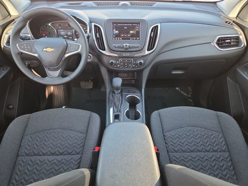 Used 2024 Chevrolet Equinox LT FWD image 14