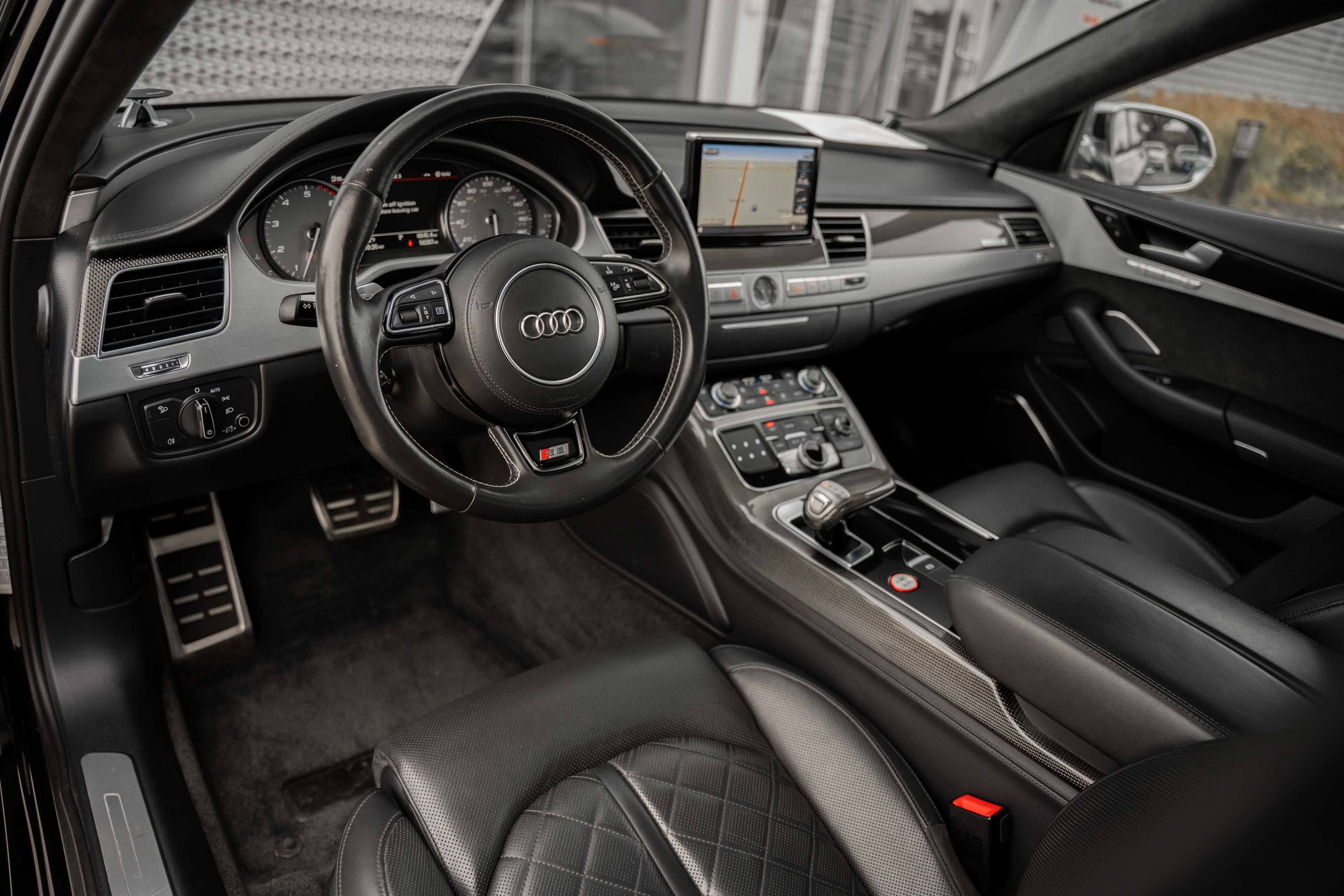 Used 2014 Audi S8 AWD/4WD image 11