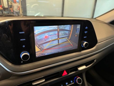 Used 2020 Hyundai Sonata SE FWD image 14