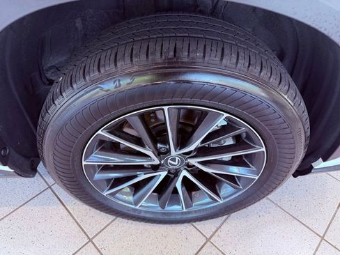 Used 2024 Lexus NX 250 FWD image 16