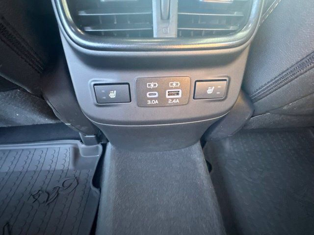 Certified 2025 Subaru Outback Wilderness AWD/4WD image 13