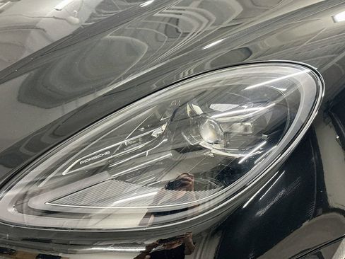 Used 2026 Porsche Macan AWD/4WD image 32