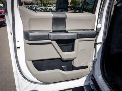 Used 2021 Ford F350 XLT AWD/4WD image 32