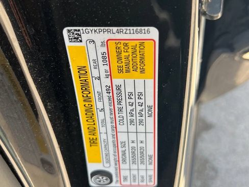 Used 2024 Cadillac Lyriq Luxury AWD/4WD image 28