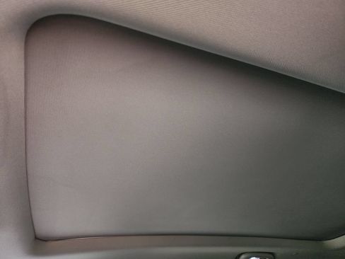 Used 2020 Chevrolet Equinox Premier FWD image 26