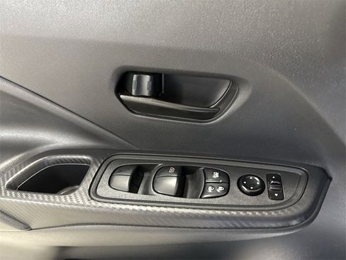 Used 2022 Nissan Versa S image 20
