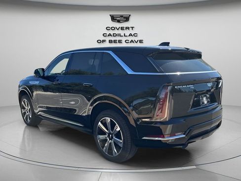 New 2026 Cadillac Escalade IQ Luxury 2 image 6