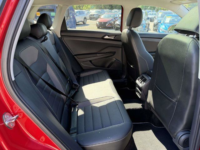 Used 2023 Volkswagen Taos SEL AWD/4WD image 11