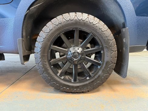 Used 2021 Chevrolet Silverado 1500 RST w/ True North Edition Plus AWD/4WD image 9