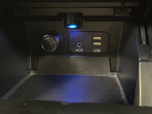 Used 2017 Subaru Outback 3.6R Touring image 39