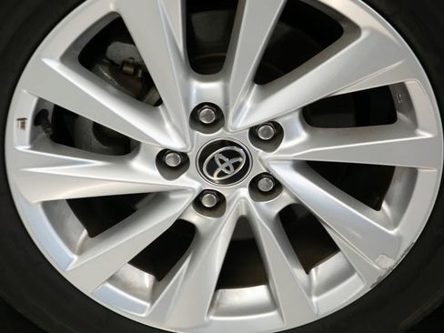 Used 2023 Toyota Camry LE FWD image 11