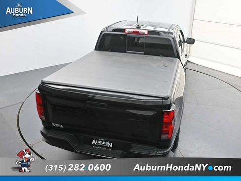 Used 2023 Chevrolet Colorado Z71 w/ Z71 Convenience Package 2 AWD/4WD image 29