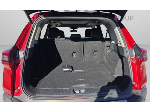 Used 2021 Nissan Rogue SL FWD image 13
