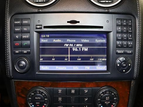 Used 2012 Mercedes-Benz GL 450 4MATIC image 16