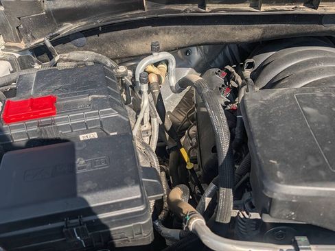 Used 2022 Chevrolet Suburban LS AWD/4WD image 11
