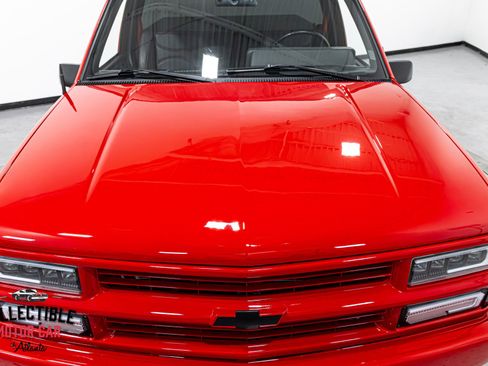 Used 1988 Chevrolet Silverado 1500 2WD Regular Cab image 45