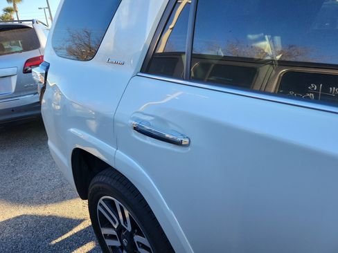 Used 2016 Toyota 4Runner Limited image 12