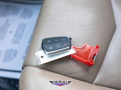 Used 2019 Cadillac Escalade ESV Platinum image 52