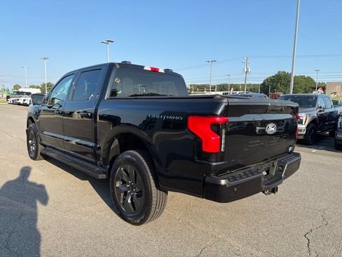 Used 2025 Ford F150 Lightning Flash AWD/4WD image 8