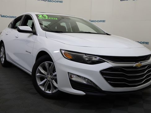 Used 2024 Chevrolet Malibu LT image 35