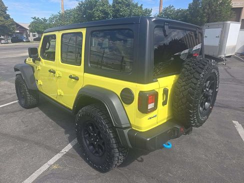 Used 2023 Jeep Wrangler Unlimited w/ Cold Weather Group AWD/4WD image 4