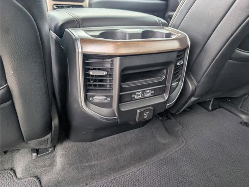Used 2022 RAM 1500 Laramie image 34
