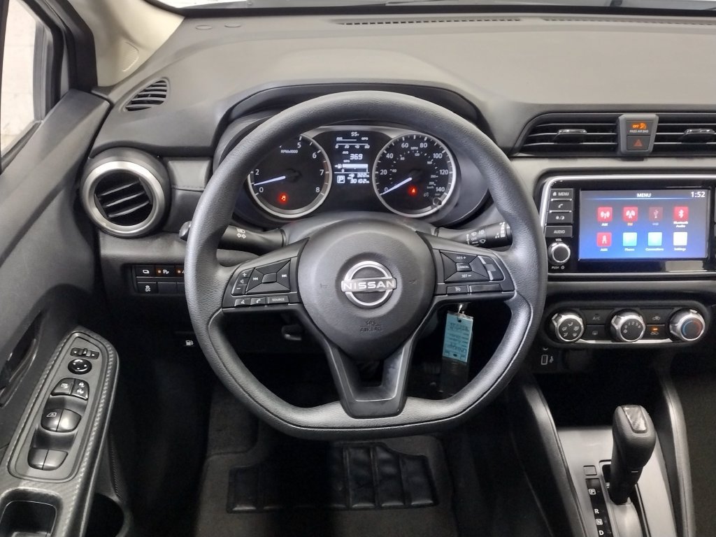 Used 2025 Nissan Versa S FWD image 28