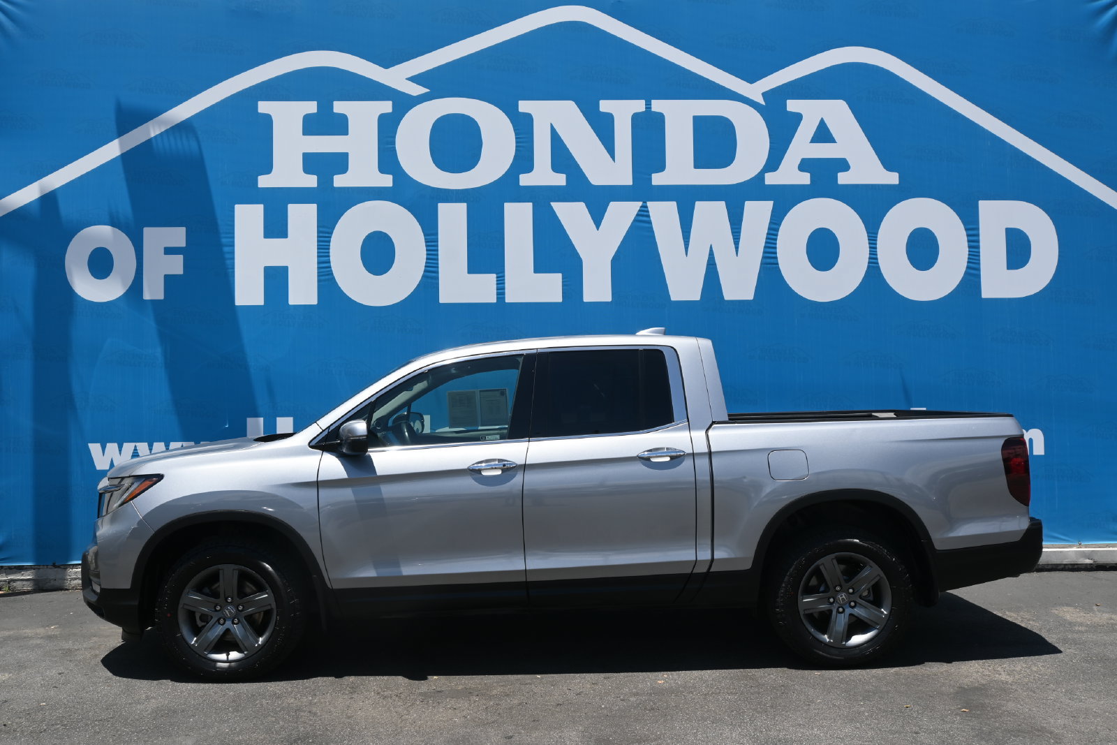 Used 2023 Honda Ridgeline RTL-E image 2