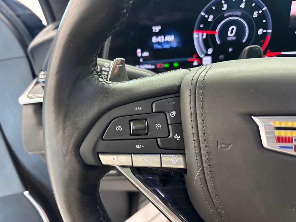 Used 2024 Cadillac Escalade ESV V AWD/4WD image 23