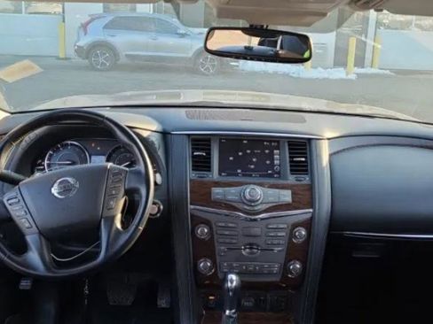 Used 2020 Nissan Armada SL w/ Premium Package image 6