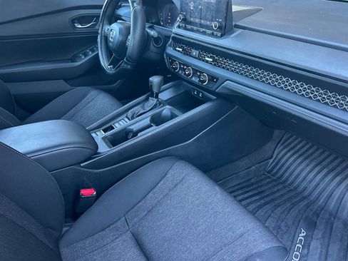 Used 2025 Honda Accord SE image 14