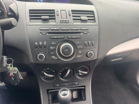 Used 2013 MAZDA MAZDA3 i Sport image 15