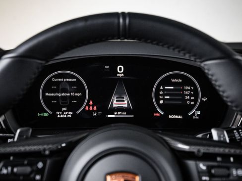 Used 2026 Porsche Cayenne GTS AWD/4WD image 15