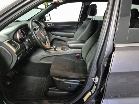 Used 2015 Jeep Grand Cherokee Laredo w/ Quick Order Package 23E image 9