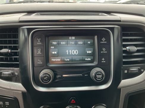 Used 2018 RAM 2500 Tradesman w/ Chrome Appearance Group AWD/4WD image 21