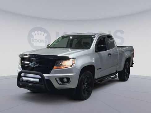 Used 2017 Chevrolet Colorado LT w/ Redline Special Edition image 5