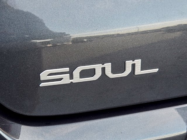 Used 2024 Kia Soul GT-Line FWD image 17