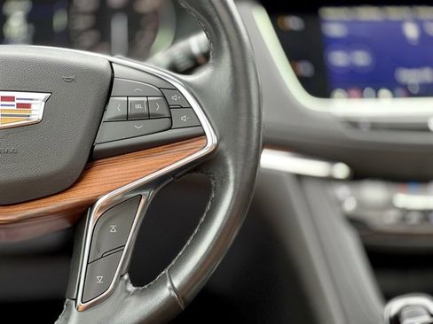 Used 2021 Cadillac XT5 Premium Luxury image 34