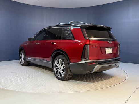 New 2026 Cadillac Vistiq Luxury image 3