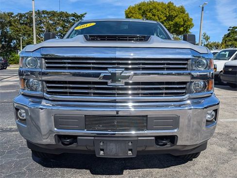 Used 2017 Chevrolet Silverado 2500 LT w/ LT Convenience Package image 2