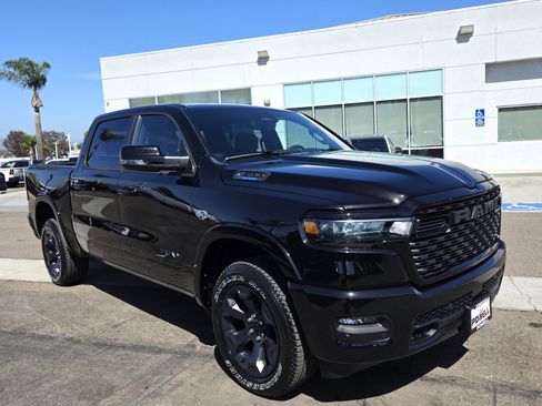 New 2026 RAM 1500 Big Horn AWD/4WD image 7