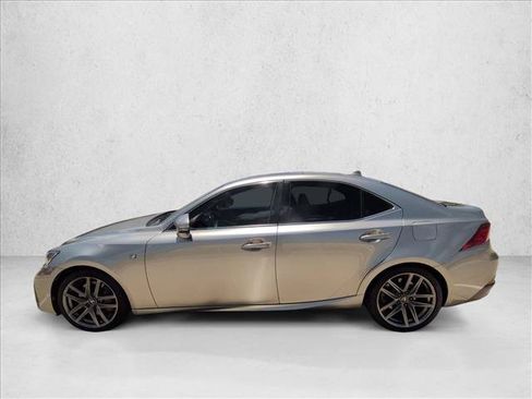 Used 2019 Lexus IS 300 F Sport w/ F Sport Package RWD image 9