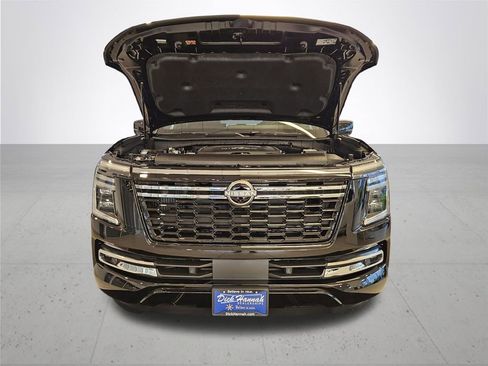 New 2026 Nissan Armada Platinum image 4