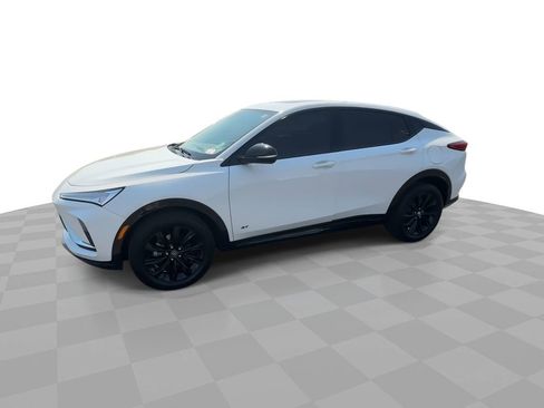 Certified 2025 Buick Envista Sport Touring w/ Convenience II Package image 4