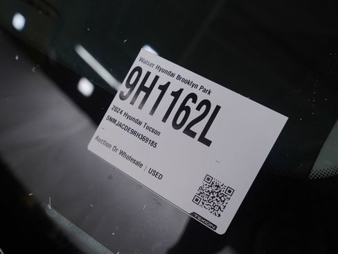 Used 2024 Hyundai Tucson SE image 29