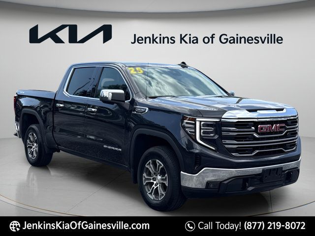 Used 2025 GMC Sierra 1500 SLT AWD/4WD image 12