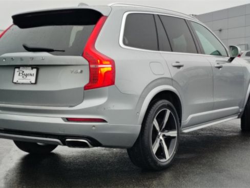Used 2018 Volvo XC90 T6 R-Design w/ Convenience Package image 3
