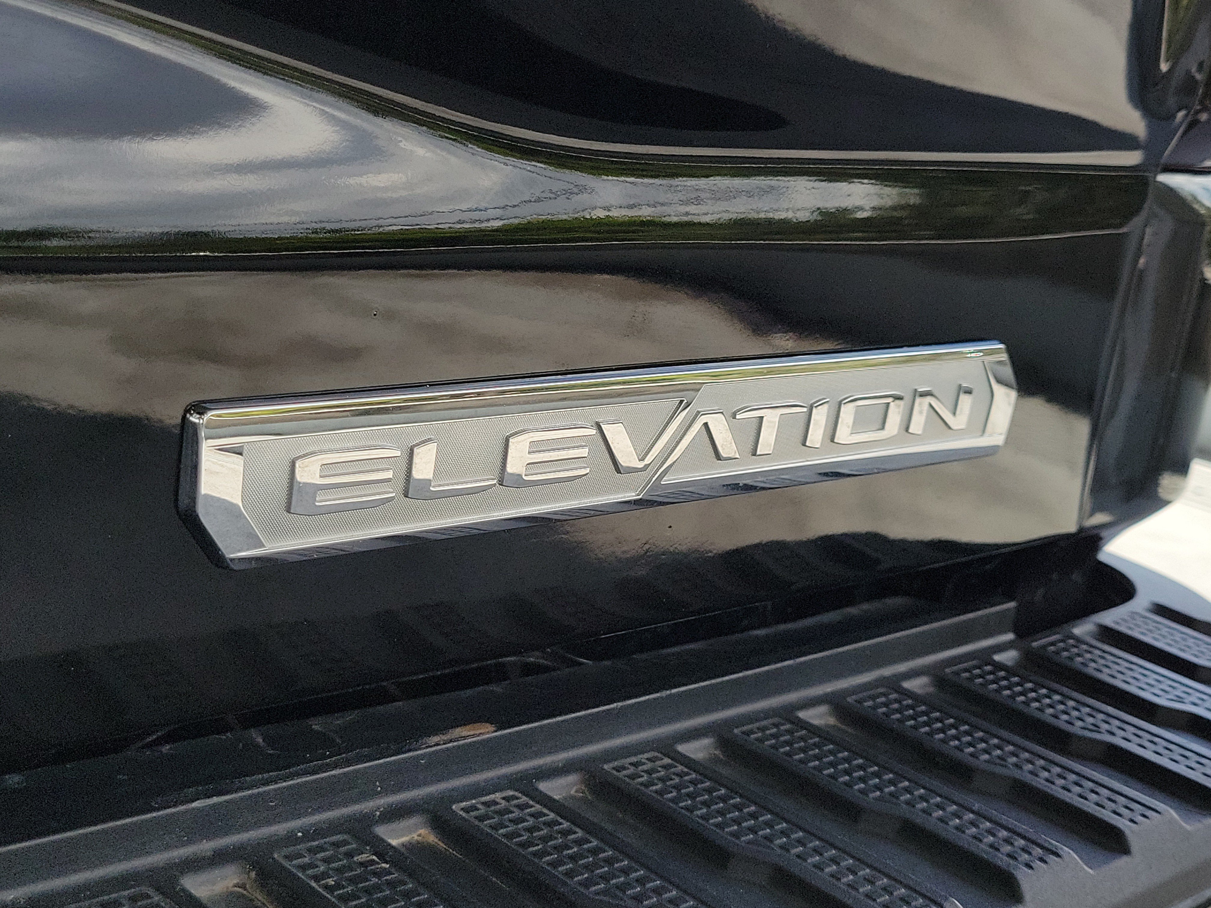 Used 2023 GMC Sierra 1500 Elevation RWD image 6