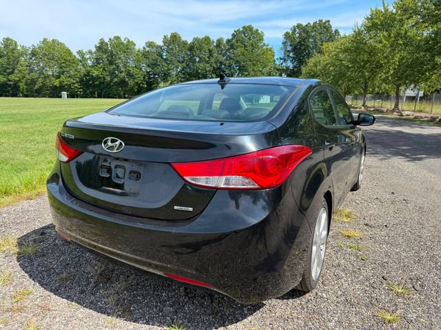 Used 2011 Hyundai Elantra Limited w/ Premium Pkg 5 FWD image 4